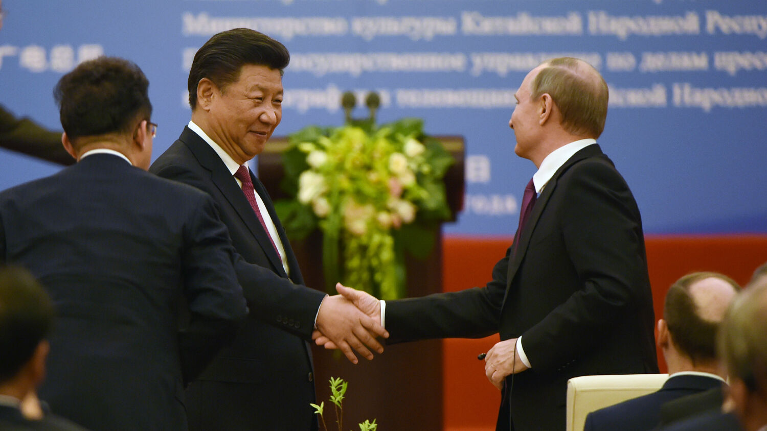 Vladimir Putin and Xi Jinping Extend Landmark ChinaRussia Cooperation